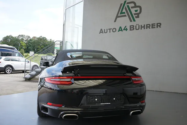 PORSCHE 911 Carrera 4 Cabrio