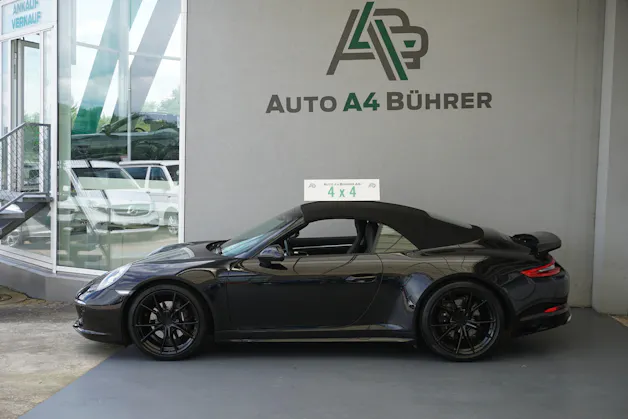 PORSCHE 911 Carrera 4 Cabrio