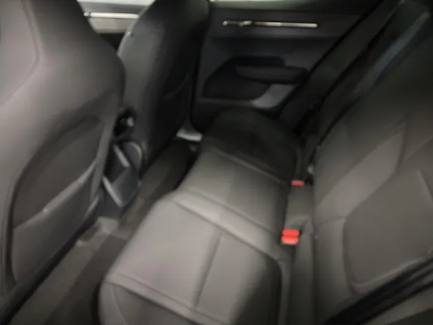 VOLVO EX30 CC P8 Plus AWD