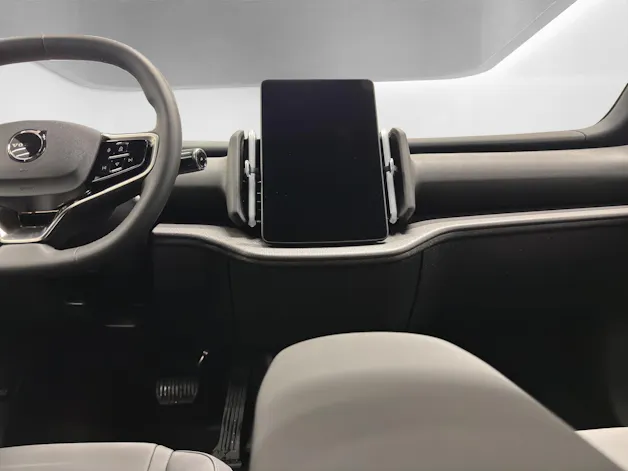 VOLVO EX30 CC P8 Plus AWD
