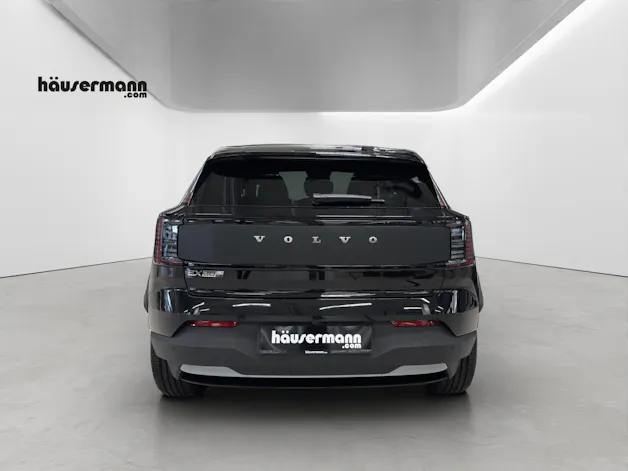 VOLVO EX30 CC P8 Plus AWD