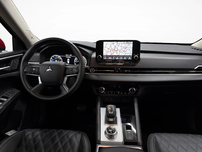 Fahrzeugbild MITSUBISHI OUTLANDER
