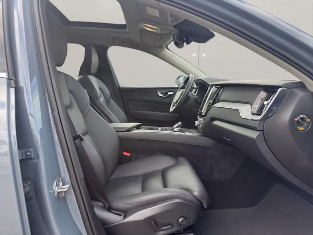 VOLVO XC60 2.0 B6 MH Inscription AWD
