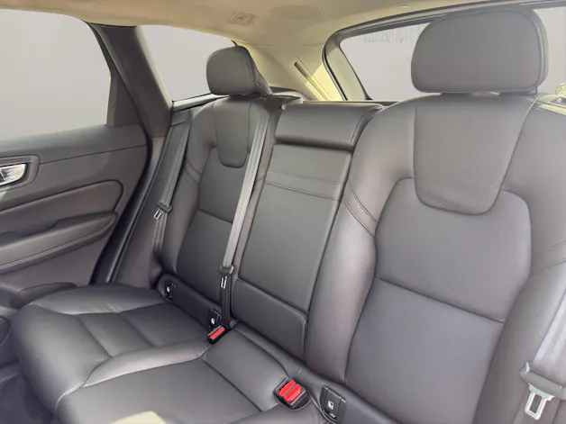 VOLVO XC60 2.0 B6 MH Inscription AWD