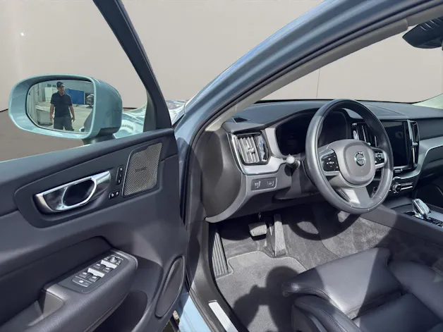 VOLVO XC60 2.0 B6 MH Inscription AWD