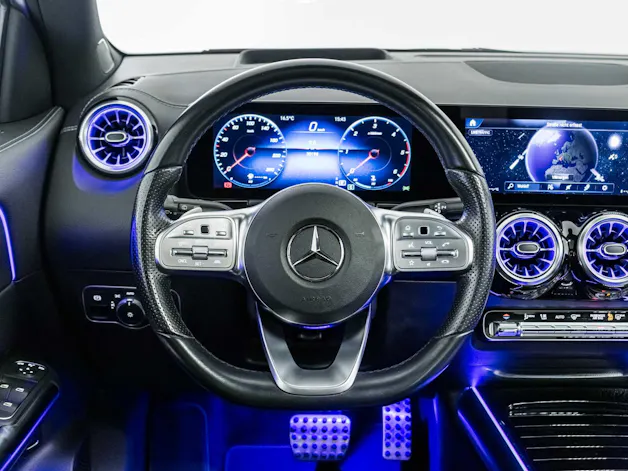 MERCEDES-BENZ GLA 220 d 4MATIC