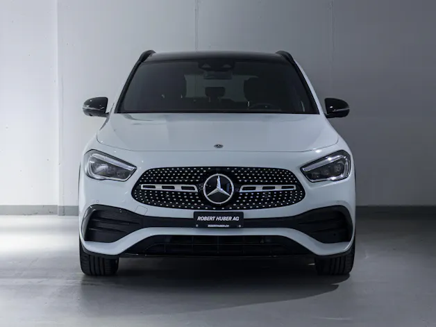 MERCEDES-BENZ GLA 220 d 4MATIC