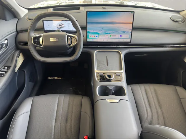 Geely Starray EM-i Max+ 262PS *Reichweite bis zu 1055Km*