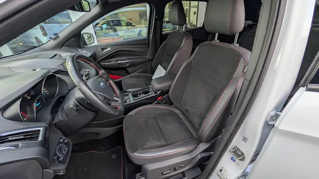FORD Kuga 2.0 TDCi 150 ST-Line 4x4
