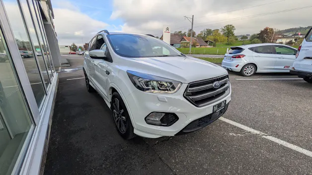 FORD Kuga 2.0 TDCi 150 ST-Line 4x4