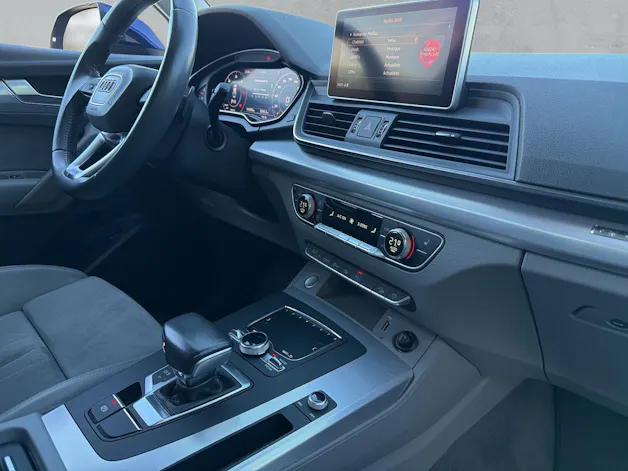 AUDI Q5 2.0 35 TDI Sport quattro S-Tr. (CH)