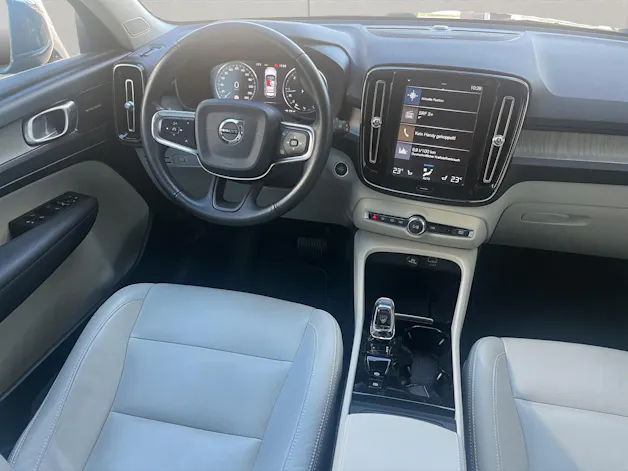 VOLVO XC40 2.0 D4 Inscription AWD