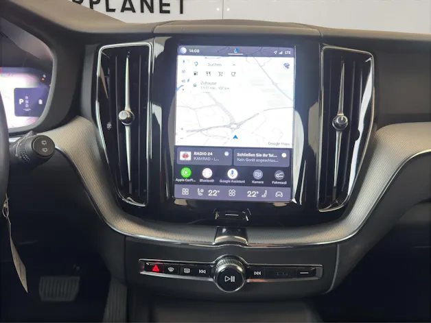 VOLVO XC60 2.0 B4 MH Plus Dark AWD