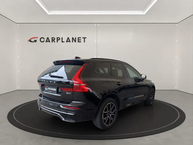 VOLVO XC60 2.0 B4 MH Plus Dark AWD