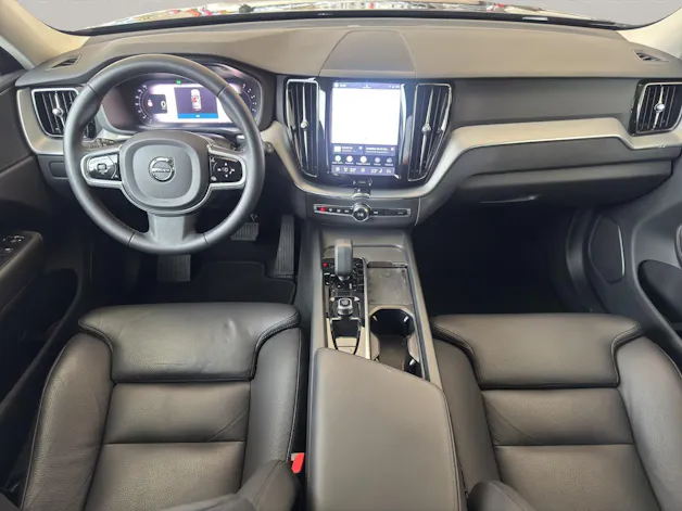 VOLVO XC60 2.0 B4 MH Plus Dark AWD