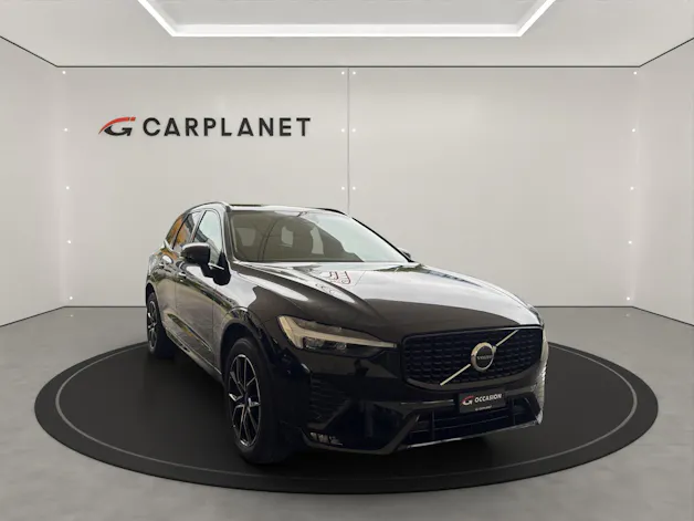 VOLVO XC60 2.0 B4 MH Plus Dark AWD