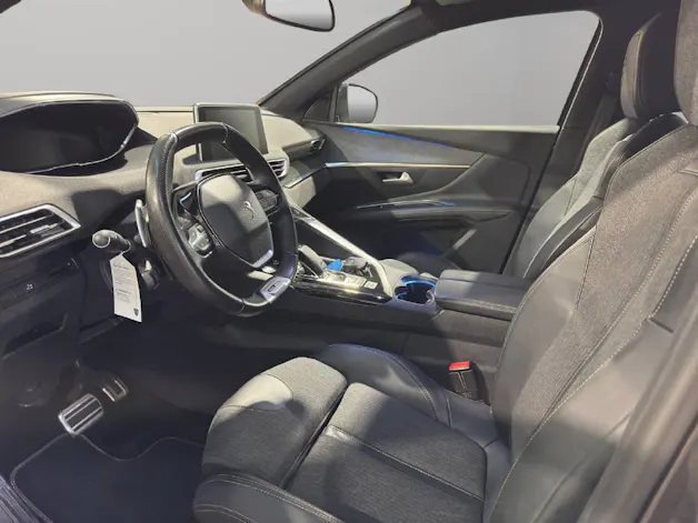 PEUGEOT 3008 1.6 PureTech GT Line