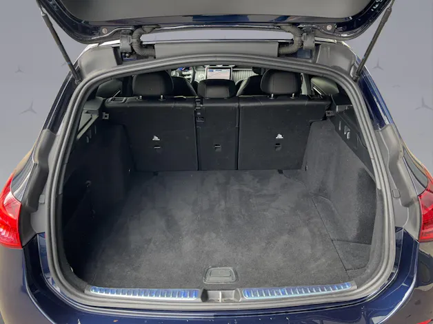 MERCEDES-BENZ C 220 d AMG Line 4matic