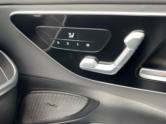 MERCEDES-BENZ C 220 d AMG Line 4matic