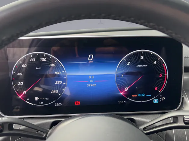 MERCEDES-BENZ C 220 d AMG Line 4matic