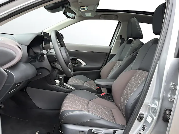 Toyota Yaris Cross 1.5 VVT-i HSD Elegant AWD-i
