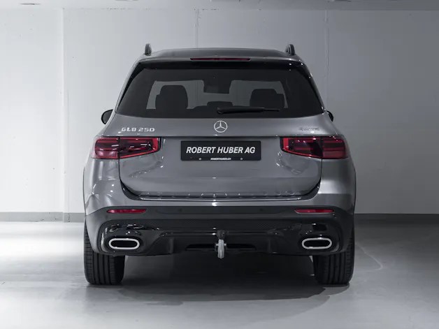 MERCEDES-BENZ GLB 250 4MATIC