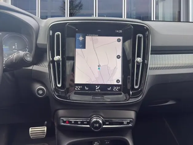 VOLVO XC40 1.5 T5 PiH R-Design