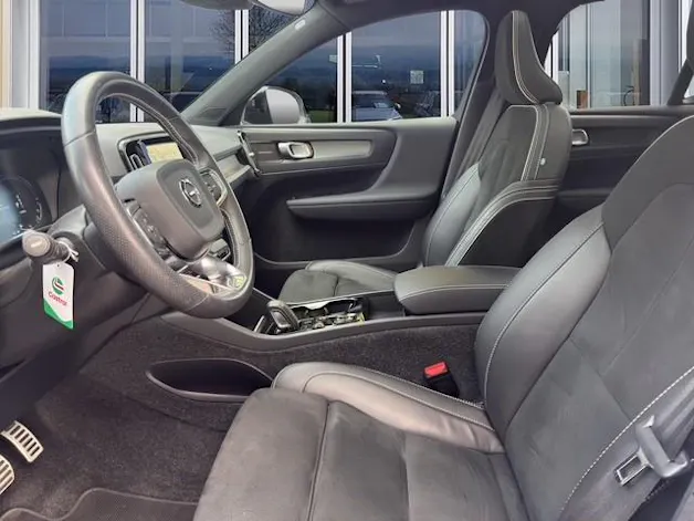 VOLVO XC40 1.5 T5 PiH R-Design