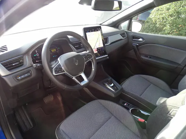 RENAULT Captur 1.8 E-Tech techno