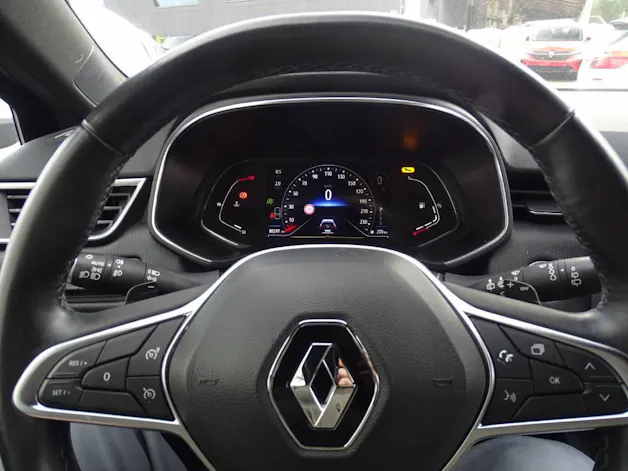 RENAULT Clio 1.3 TCe Intens EDC