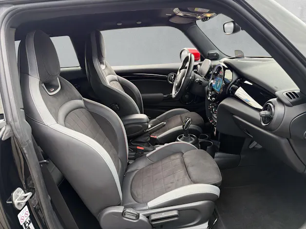 MINI John Cooper Works - JCW Trim F56 2.0i  (CH)