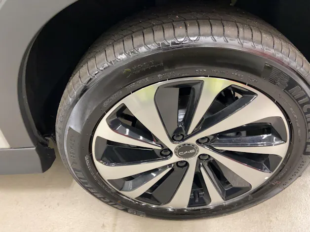 BYD Seal U DM-i Design AWD
