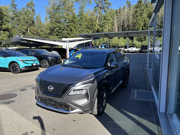 NISSAN X-Trail 1.5 VC-T Tekna e-4orce