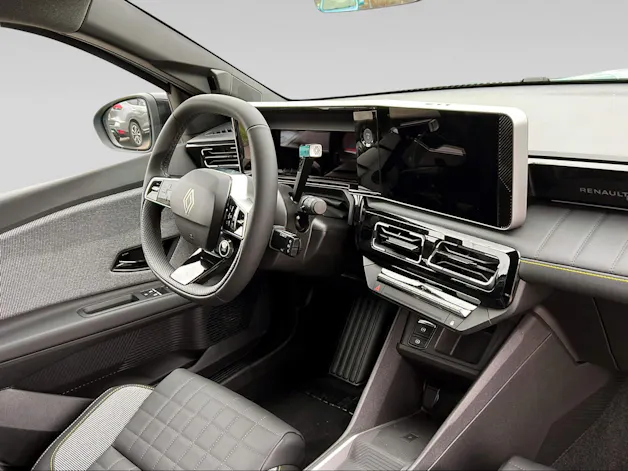 RENAULT R4 E-Tech Comfort Range plein sud iconic