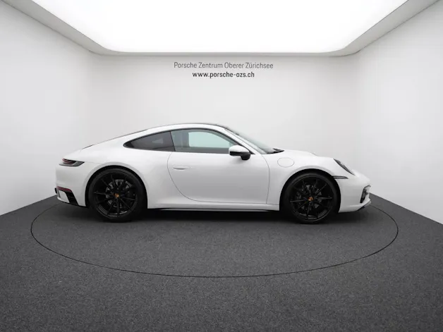 PORSCHE 911 Carrera