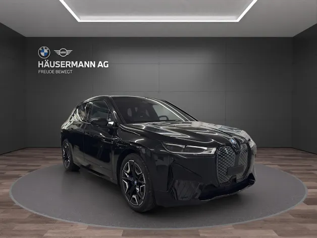 BMW iX xDrive40 SPORT