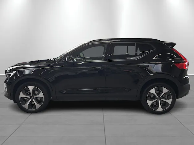 VOLVO XC40 2.0 B3 MH Plus Dark