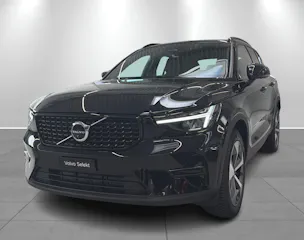 VOLVO XC40 2.0 B3 MH Plus Dark