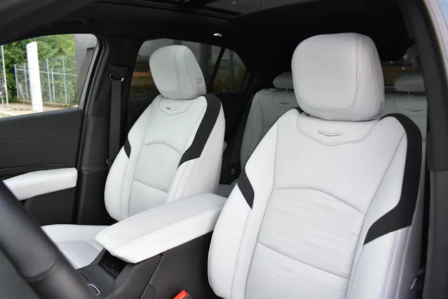 CADILLAC XT4 Sport AWD Automat