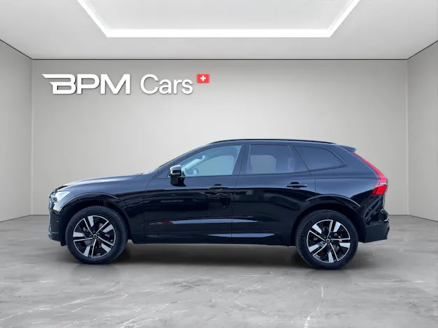 VOLVO XC60 B5 Benzin Mild Hybrid AWD Plus Dark Geartronic
