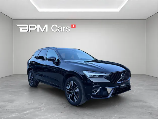 VOLVO XC60 B5 Benzin Mild Hybrid AWD Plus Dark Geartronic