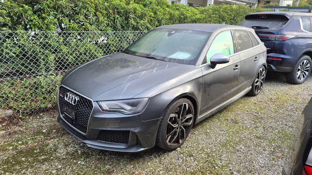 AUDI RS3 2.5 TSI quattro