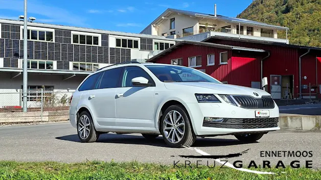 SKODA Octavia Combi 2.0 TSI Soleil 4x4 DSG *Anhängerkupplung+8-fach bereift*