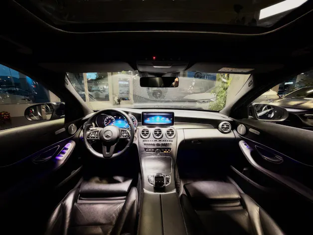 MERCEDES-BENZ C 400 4Matic AMG Line 9G-Tronic