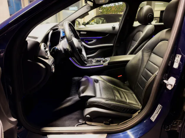 MERCEDES-BENZ C 400 4Matic AMG Line 9G-Tronic