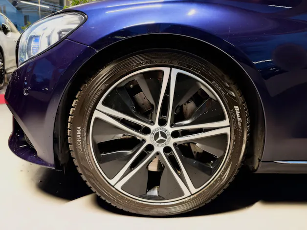 MERCEDES-BENZ C 400 4Matic AMG Line 9G-Tronic