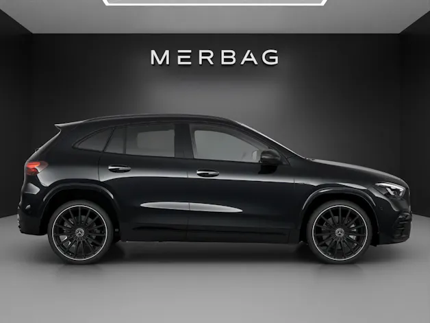 MERCEDES-BENZ GLA AMG 35 4Matic 8G-DCT