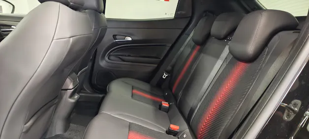 ALFA ROMEO Junior 1.2 48V Hybrid Q4 TI