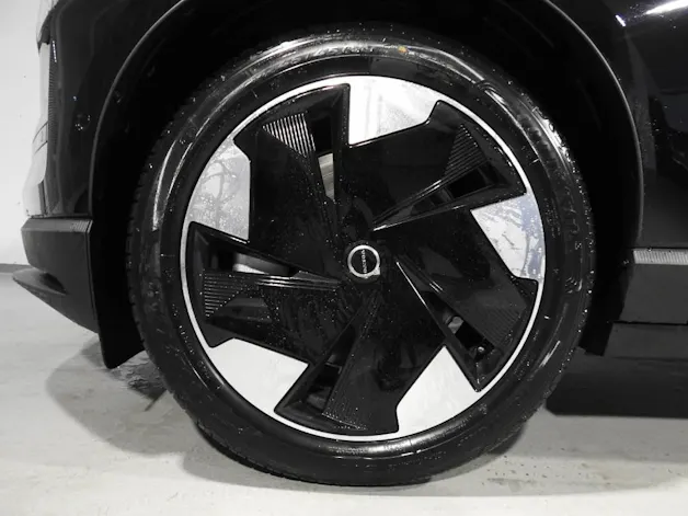 VOLVO EX 30 P8 Ultra AWD