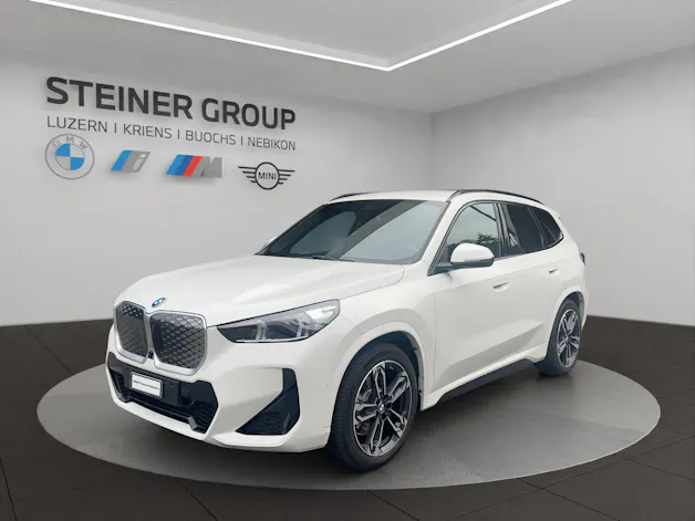 BMW iX1 xDrive 30 M Sport